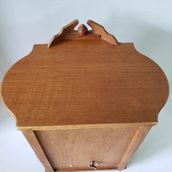 Vintage Schmid Bros Inc Musical Wooden  Jewelry Chest,Tune No.201 Love Story. - Picture 3 of 13